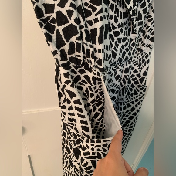 Bamboo/Nylon Canadian made dress - Picture 11 of 12